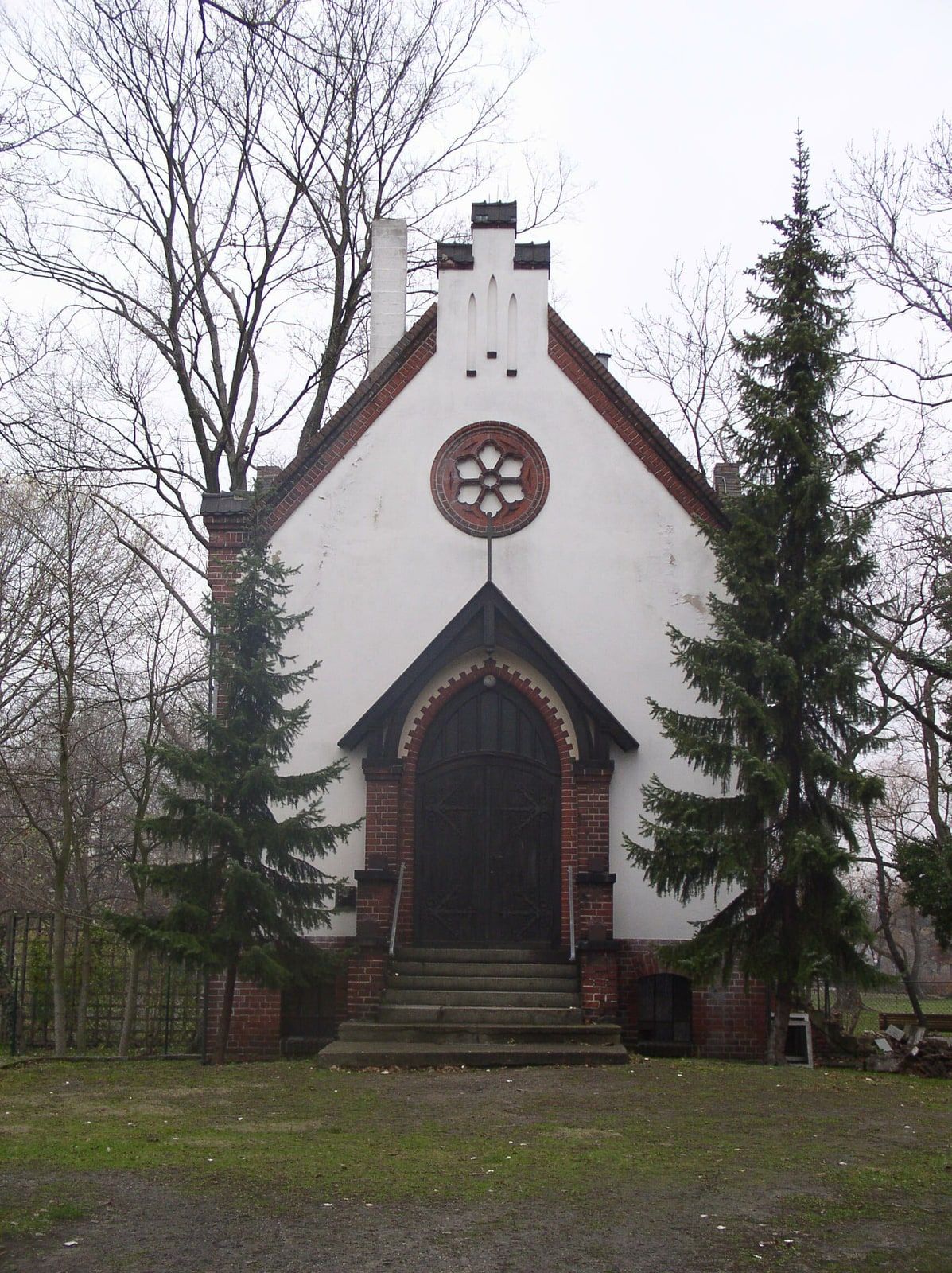 Friedhofskapelle auf dem Friedhof Alt-Stralau – Friedhof Alt-Stralau